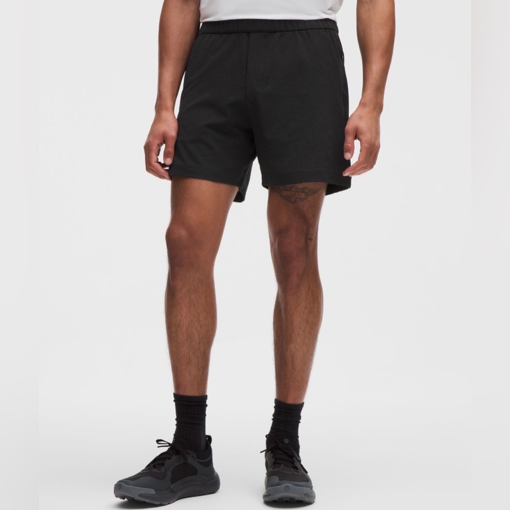 Lululemon Men’s “ABC” Pull-On Short 5” Inseam (M) *TRENDING*